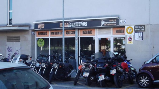 guia33-molins-de-rei-motocicletas-taller-motojovemolins-11432.jpg