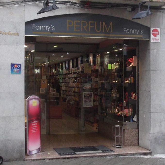guia33-molins-de-rei-perfumeria-y-cosmetica-fanny-s-perfum-molins-de-rei-12009.jpg