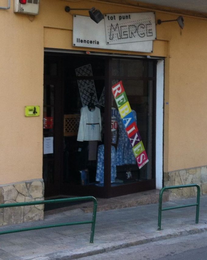 guia33-palleja-lenceria-moda-bano-pijameria-tot-punt-merce-5398.jpg
