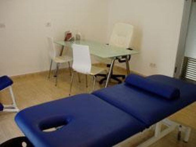 guia33-palma-de-mallorca-fisioterapia-osteopatia-fisio-clinic-s-arenal-palma-24291.jpg