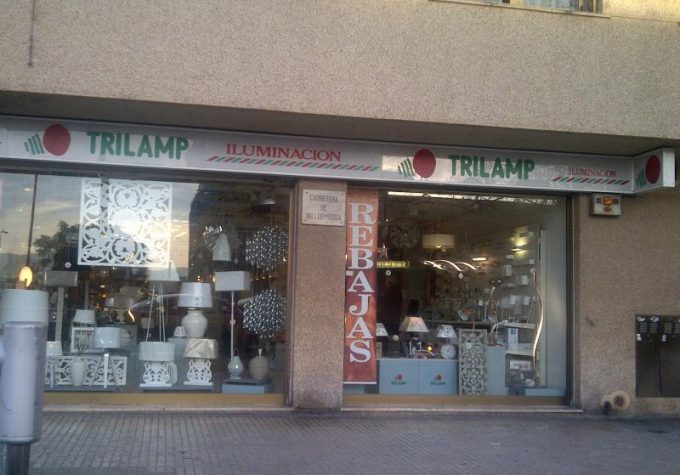 guia33-palma-de-mallorca-lamparas-lamparas-e-iluminacion-trilamp-palma-de-mallorca-24125.jpg