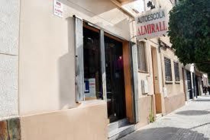 guia33-sant-feliu-de-llobregat-autoescuela-autoescola-almirall-sant-feliu-de-llobregat-26952.jpg