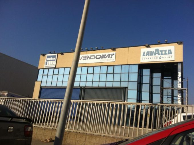 guia33-sant-feliu-de-llobregat-distribuidor-de-productos-de-hosteleria-lavazza-9690.jpg
