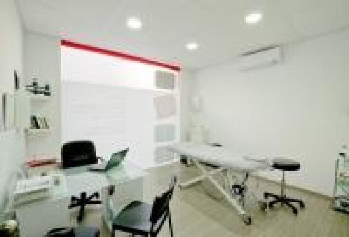 guia33-sant-feliu-de-llobregat-fisioterapia-osteopatia-dot-salut-8189.jpg