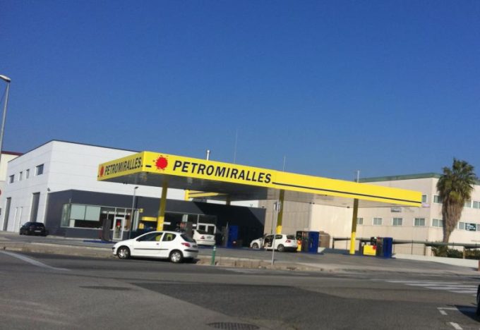 guia33-sant-feliu-de-llobregat-gasolinera-petromiralles-sant-feliu-9725.jpg