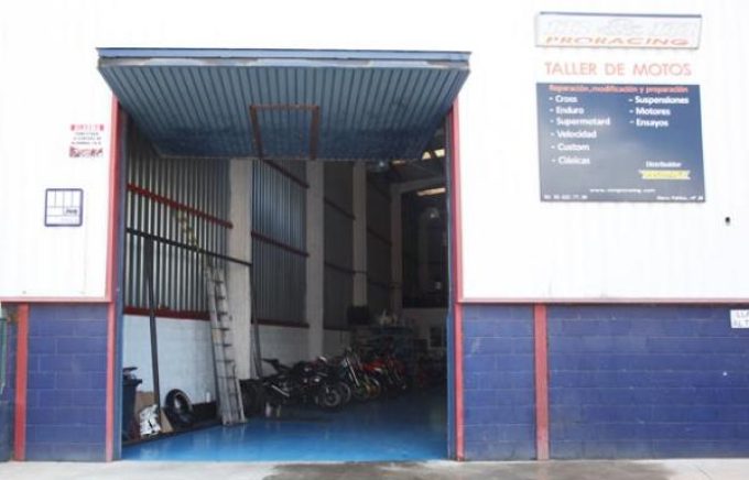 guia33-sant-feliu-de-llobregat-motocicletas-taller-m-m-proracing-11018.jpg