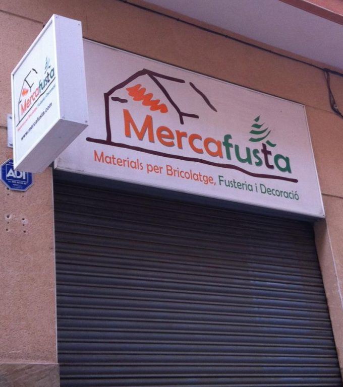 guia33-sant-joan-despi-carpinteria-de-aluminio-madera-mercafusta-4451.jpg