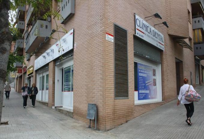 guia33-sant-vicenc-dels-horts-clinica-dental-clinica-dental-dr-miguel-machuca-20149.jpg