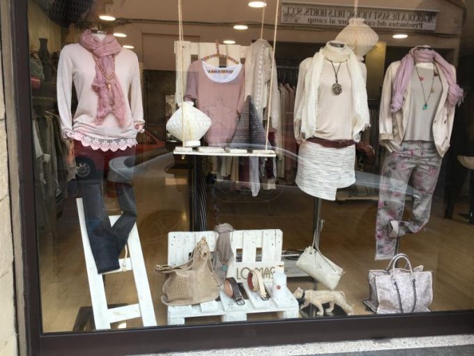 guia33-sant-vicenc-dels-horts-tienda-de-ropa-lo-mas-moda-mujer-25764.jpg